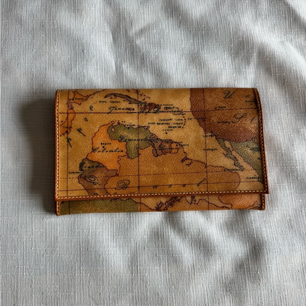 Alviero Martini World Map Long wallet